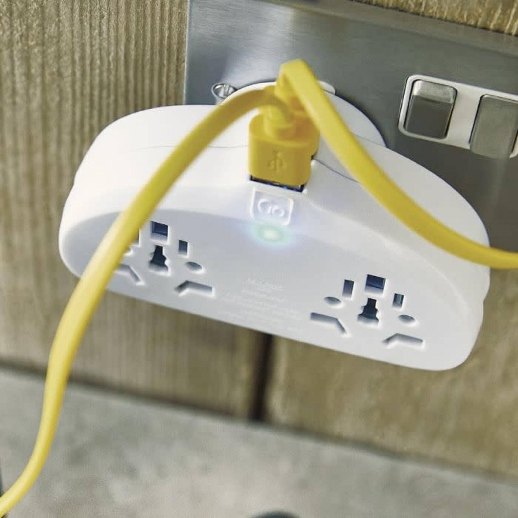 WORLD TO AUSTRALIA/CHINA ADAPTOR