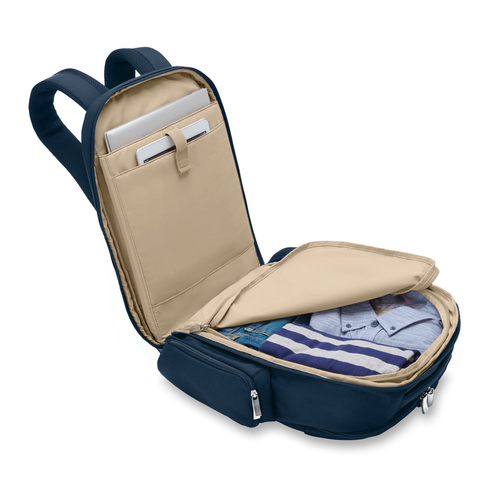 BRIGGS & RILEY BASELINE TRAVELLER BACKPACK