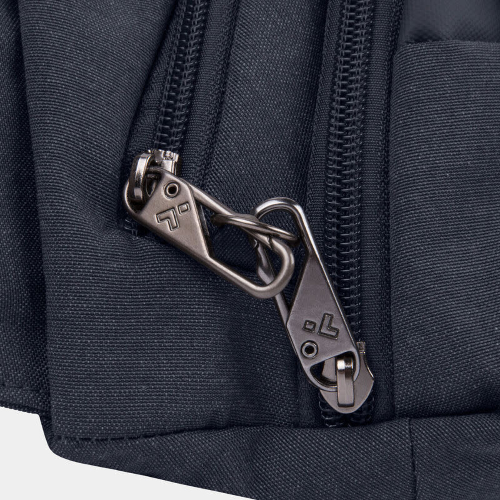 TRAVELON AT METRO WAIST PACK