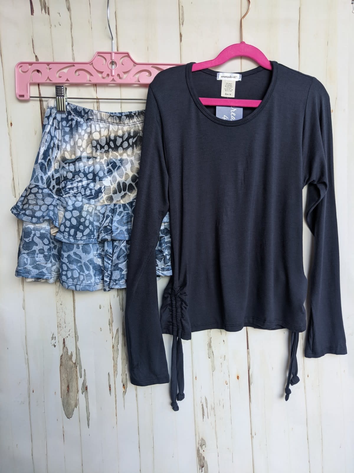 Area Code 407 Junior Long Sleeve Lite Knit Top