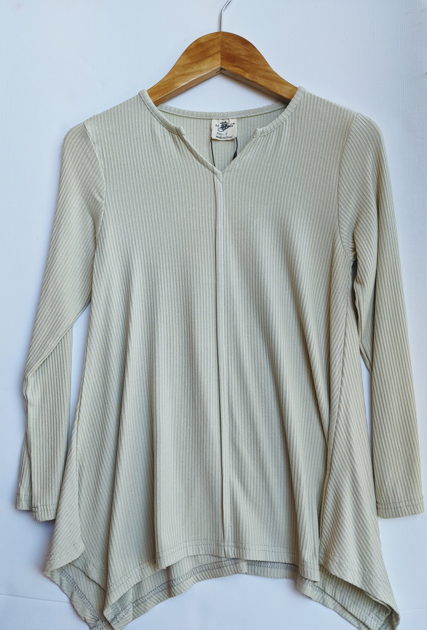 ML Fashions Junior Handkerchief L/S Top