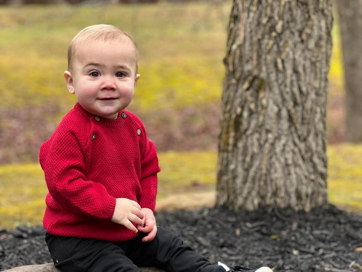 Me & Henry Baby / Toddler Pull-Over Sweater