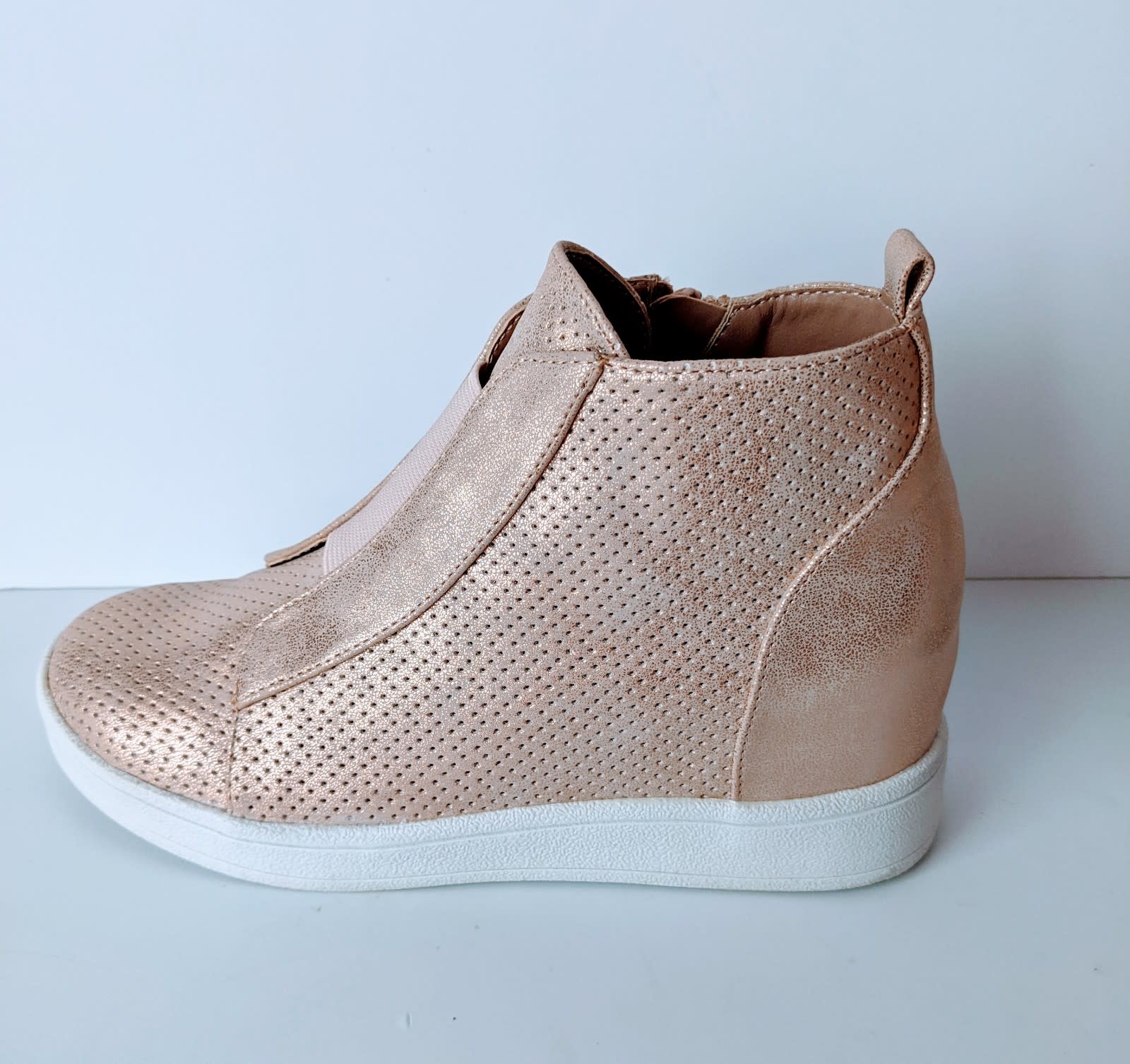 Mia Girls Low Rise Athletic Boot