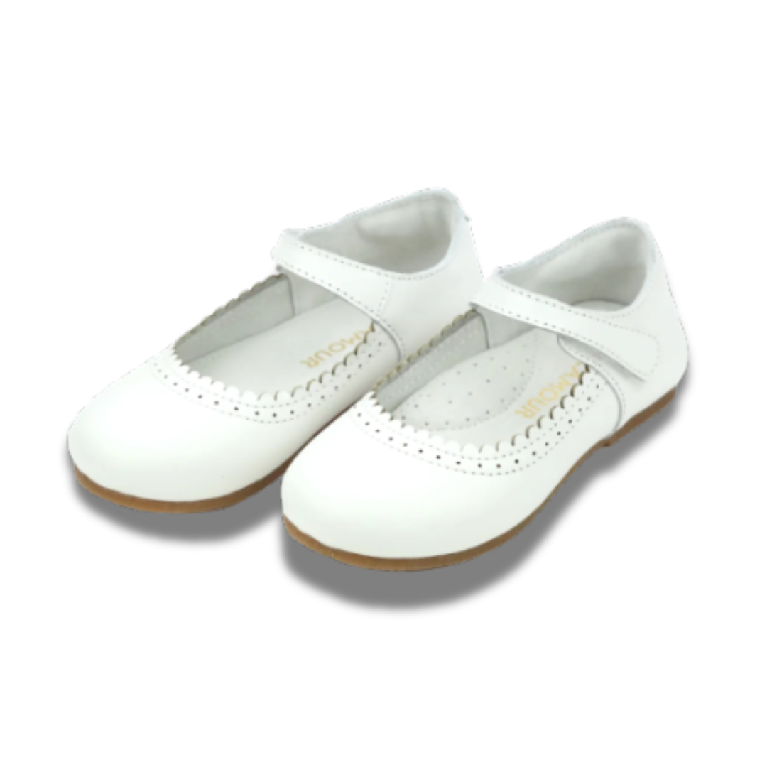 L'amour Lucille Scalloped Flat