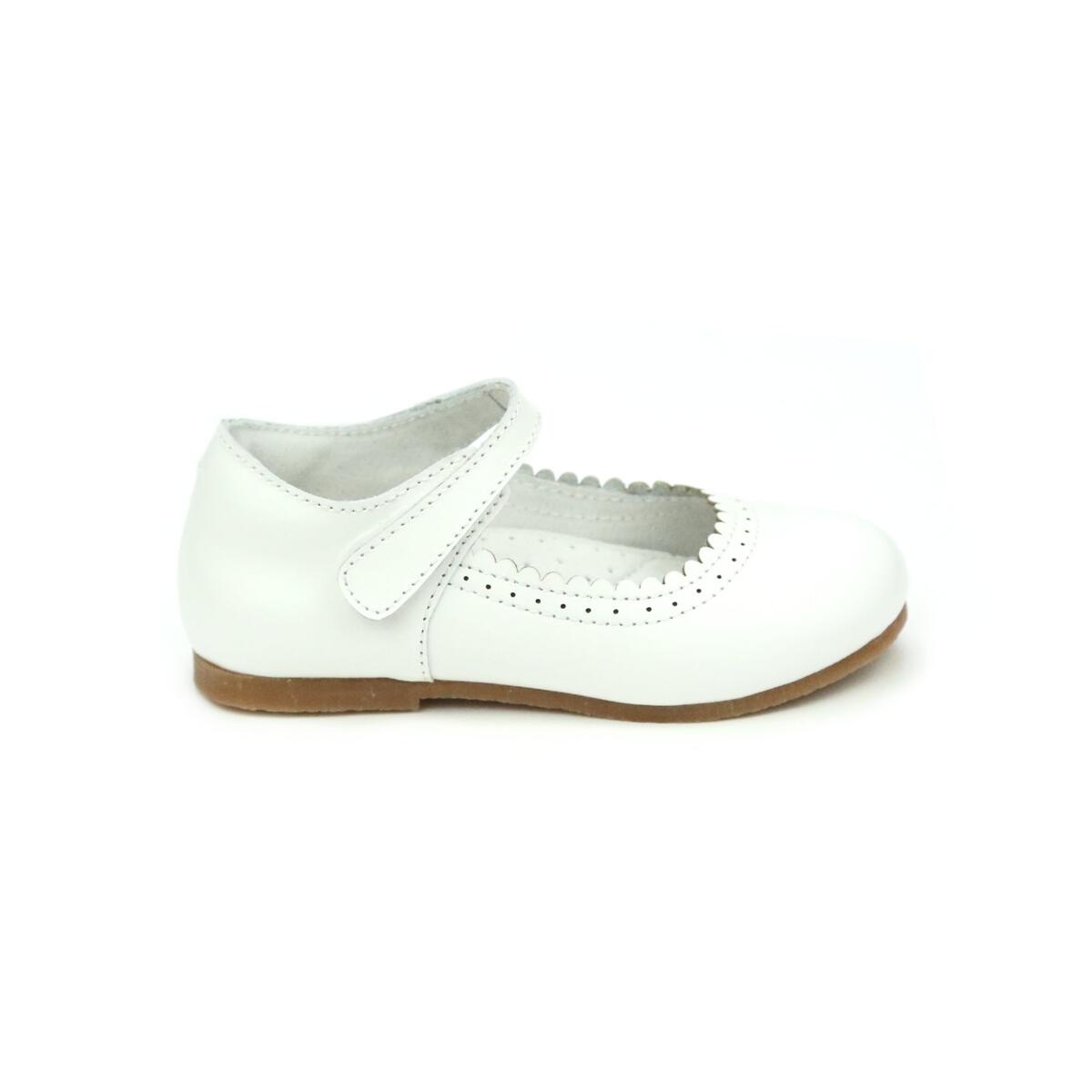 L'amour Lucille Scalloped Flat