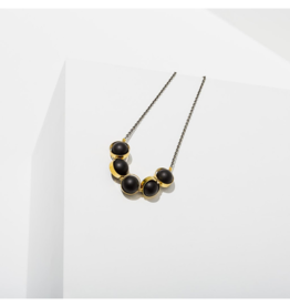 ALIGNMENT NECKLACE IN ONYX 18"