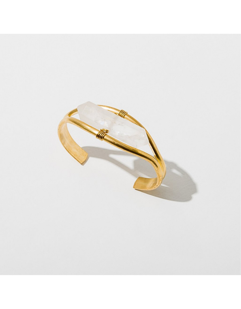 CRYSTAL CUFF BRACELET IN QUARTZ