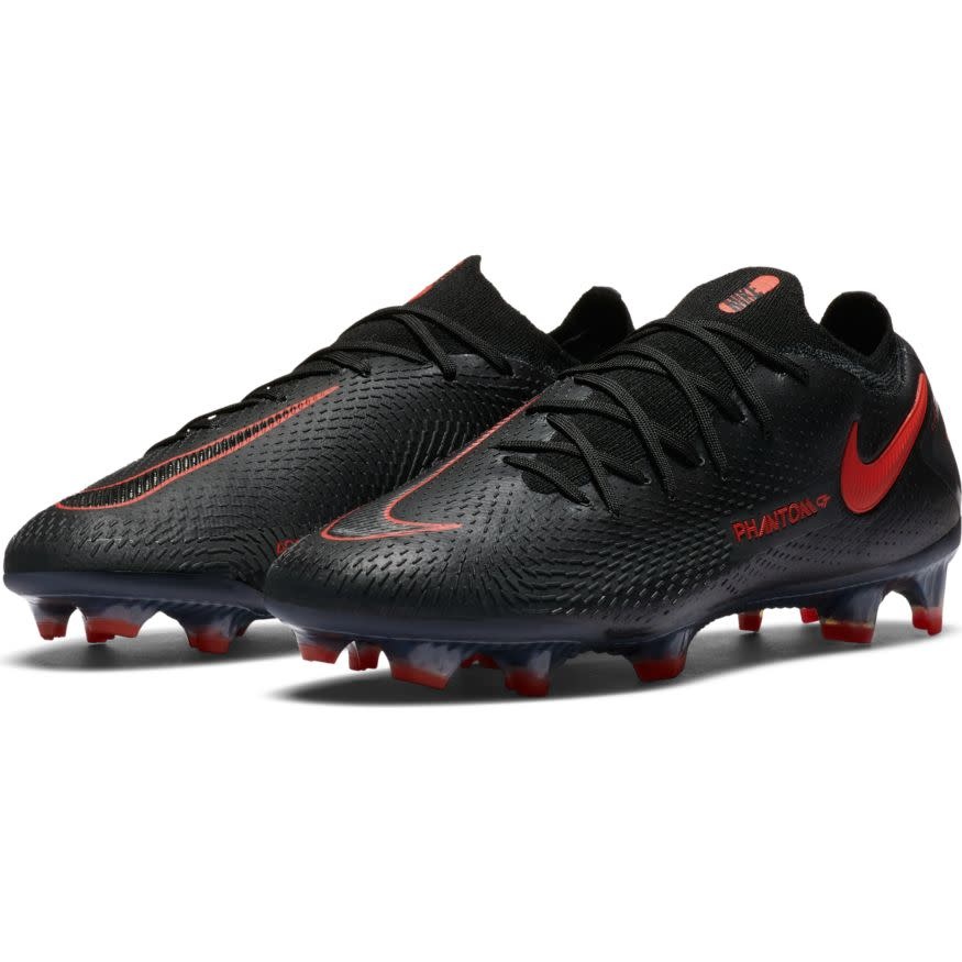nike red cleats soccer