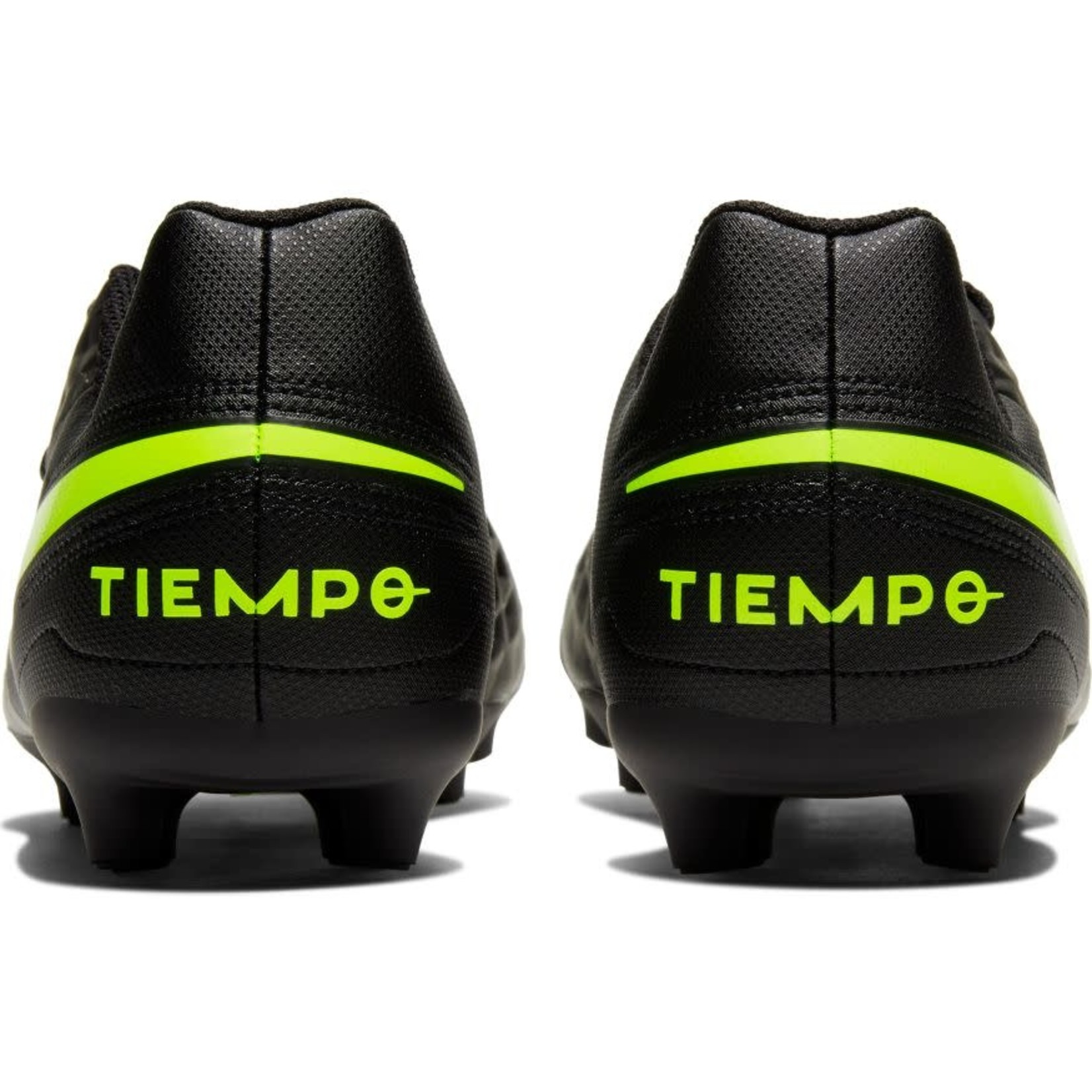 nike tiempo volt