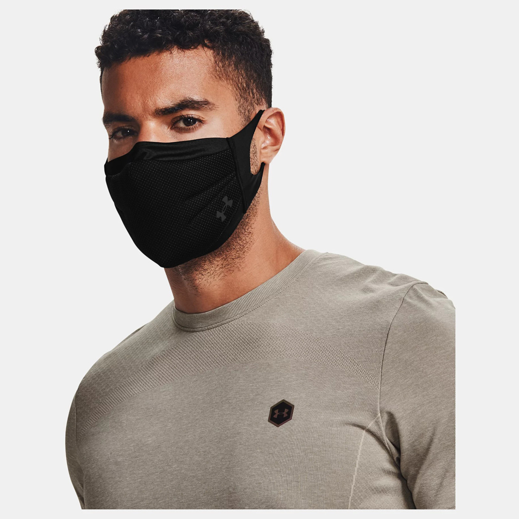 UNDER ARMOUR SPORTSMUSK