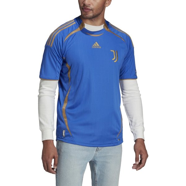 Soccer Jerseys - Soccer World - SoccerWorld