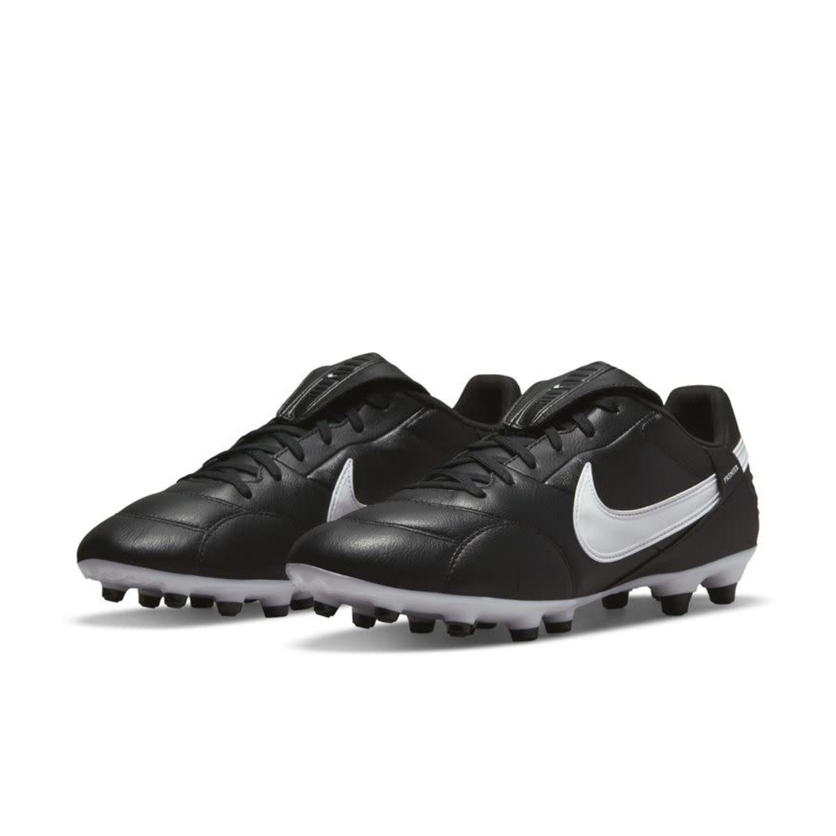 nike soccer shoes size 3