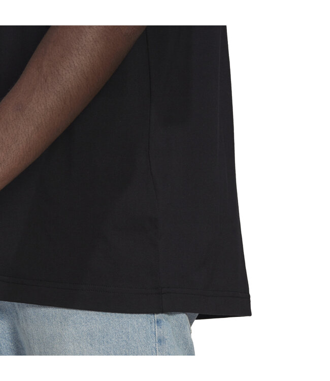 Adidas Manchester United 21/22 Graphic Tee (Black)