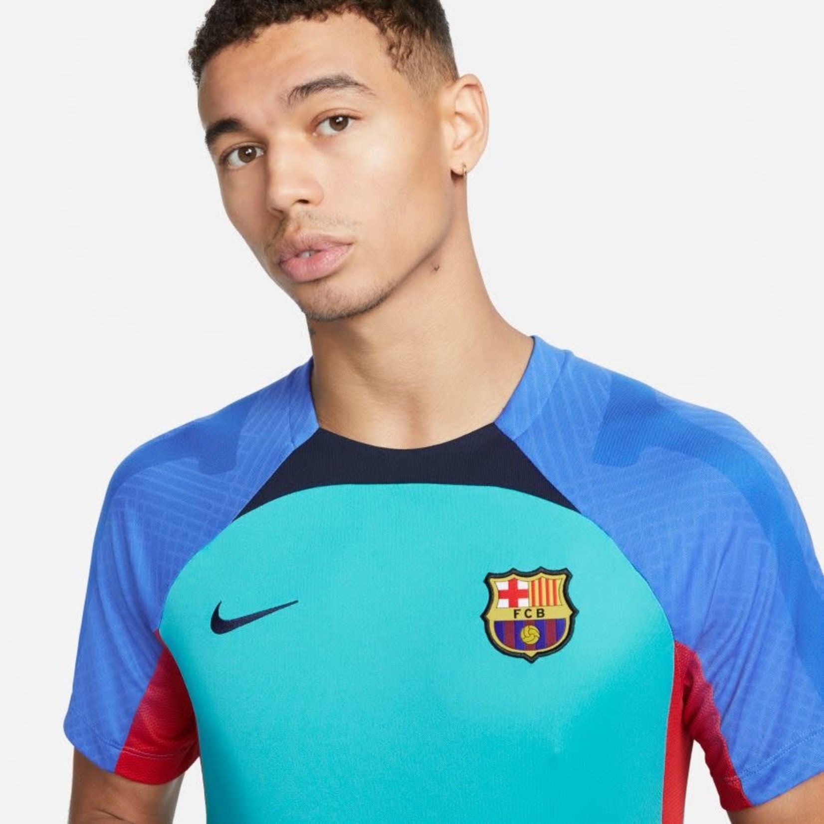 Nike FC Barcelona 22/23 Strike Training Jersey - SoccerWorld - SoccerWorld