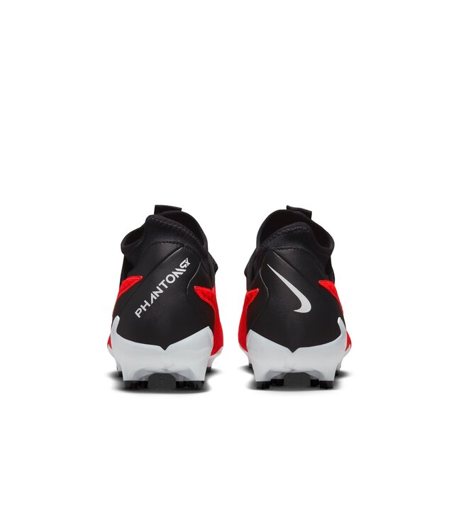 nike phantom mg