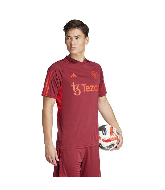 Adidas Manchester United 23/24 European Tiro Training Jerseyy (Red)
