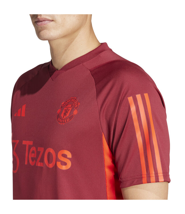 Adidas Manchester United 23/24 European Tiro Training Jerseyy (Red)