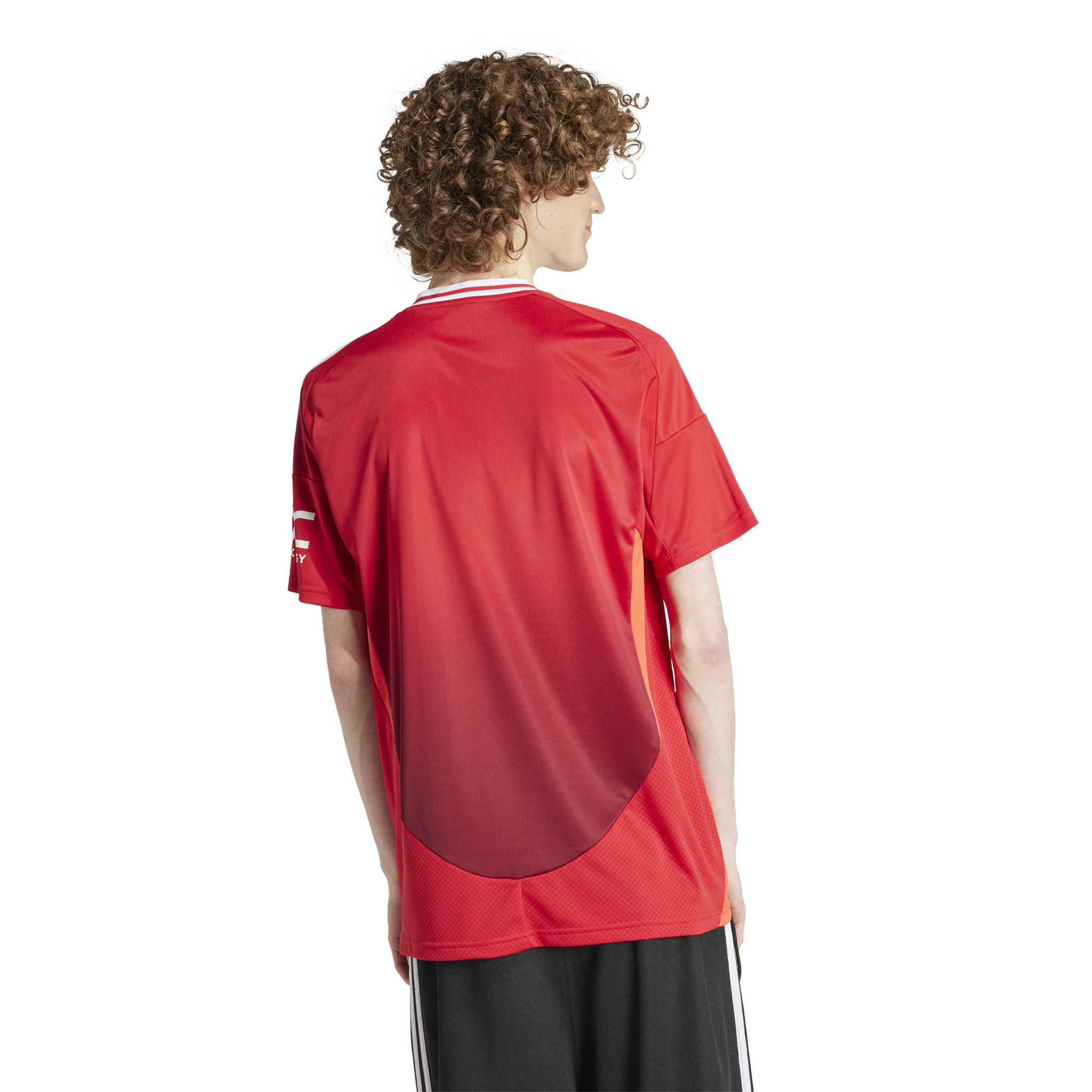 Adidas Manchester United 24/25 Home Jersey - SoccerWorld - SoccerWorld