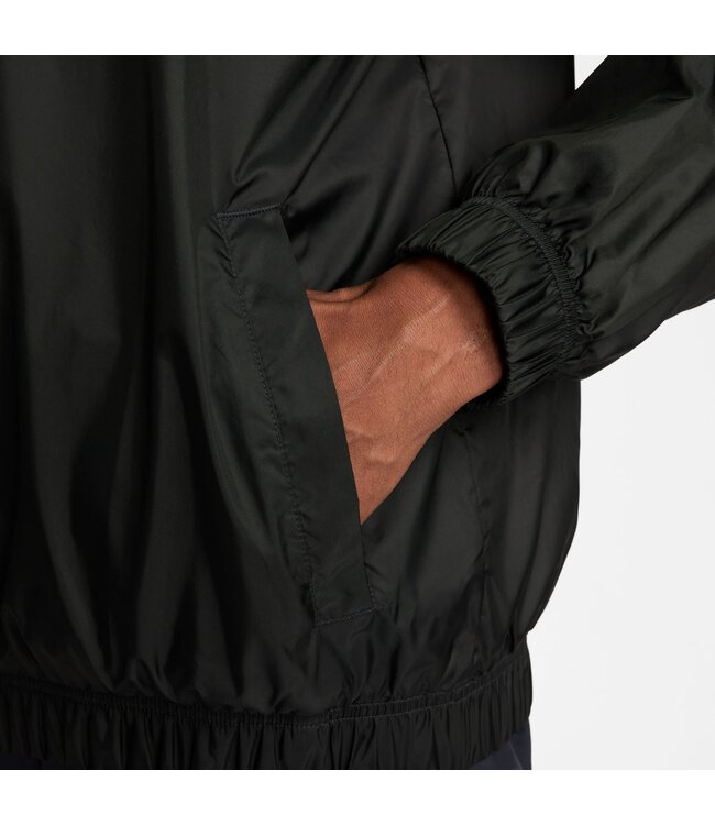 Nike Liverpool 24/25 Windrunner Anorak Jacket (Black)