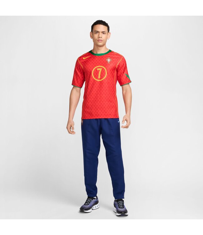 Nike Luis Figo Portugal 2004 Reissue Jersey (Red)