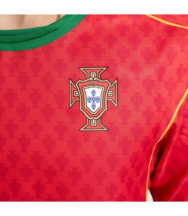 Nike Portugal 2004 Reissue Jersey (Red)