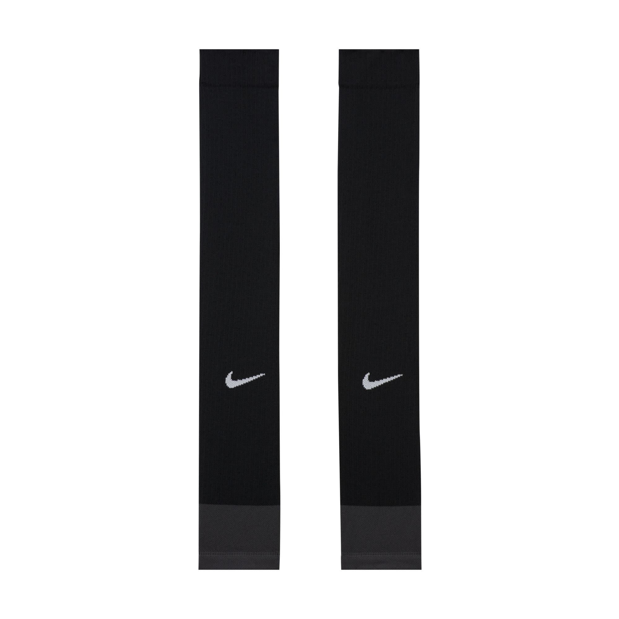nike leg sleeve black
