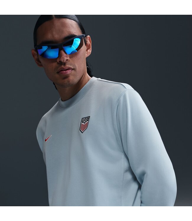 Nike USA 2025 Club Crew Sweatshirt (Light Blue)