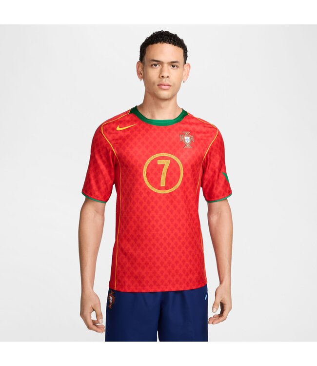 Nike Luis Figo Portugal 2004 Reissue Jersey (Red)