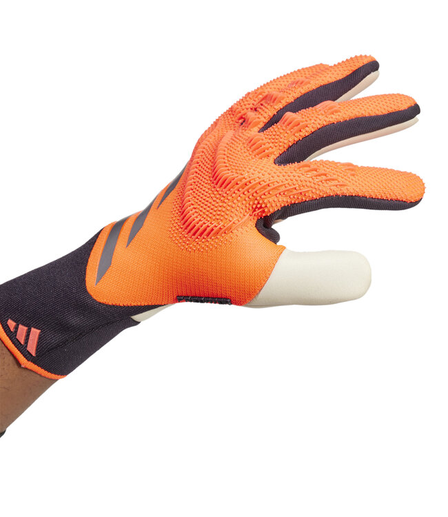 Adidas Predator Pro Goalkeeper Gloves (Red/Black)