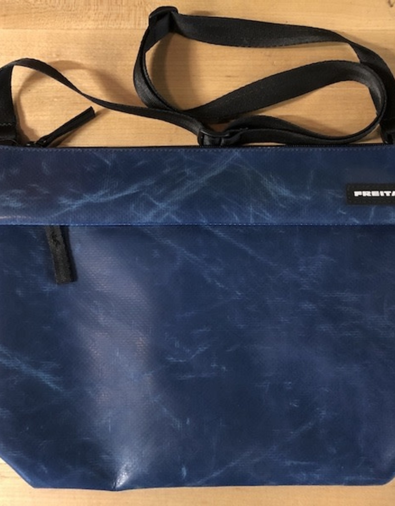 Freitag - F553 Lou Musette -