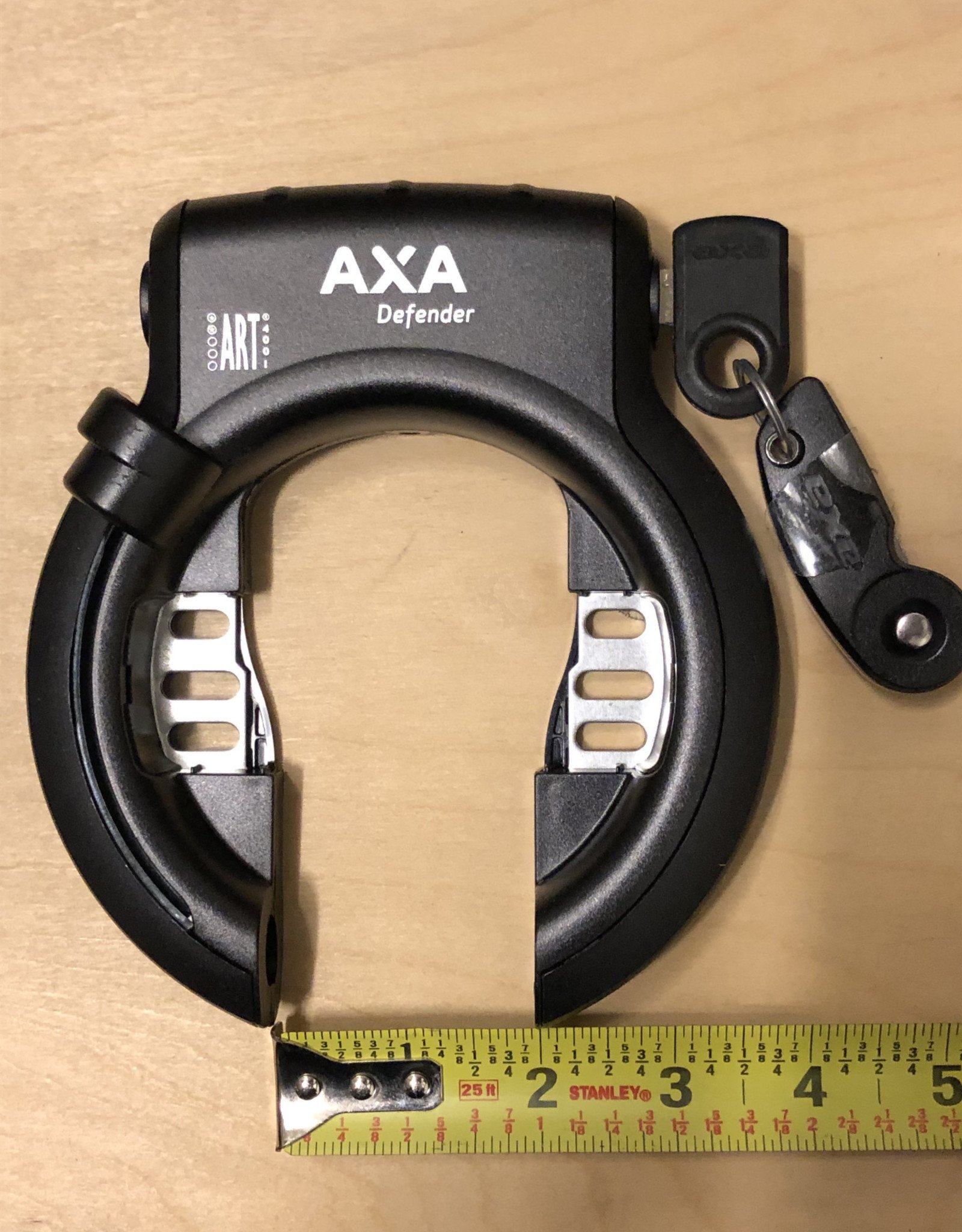 handel Leraren dag Buitenboordmotor AXA Defender Frame Lock - The Bike Center