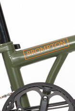 Brompton Brompton X - Bear Grylls C line Explore, M handlebar, Brooks C17 Black, Ergon GE1 Evo Slim Deep Moss, Eazy Wheels
