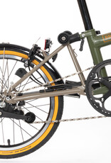 Brompton Brompton X - Bear Grylls C line Explore, M handlebar, Brooks C17 Black, Ergon GE1 Evo Slim Deep Moss, Eazy Wheels