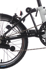 Brompton Brompton - Bike - C Line Explore, Papyrus White, Black Edition, Mid-rise handlebar, Extended Seatpost, Brompton Saddle