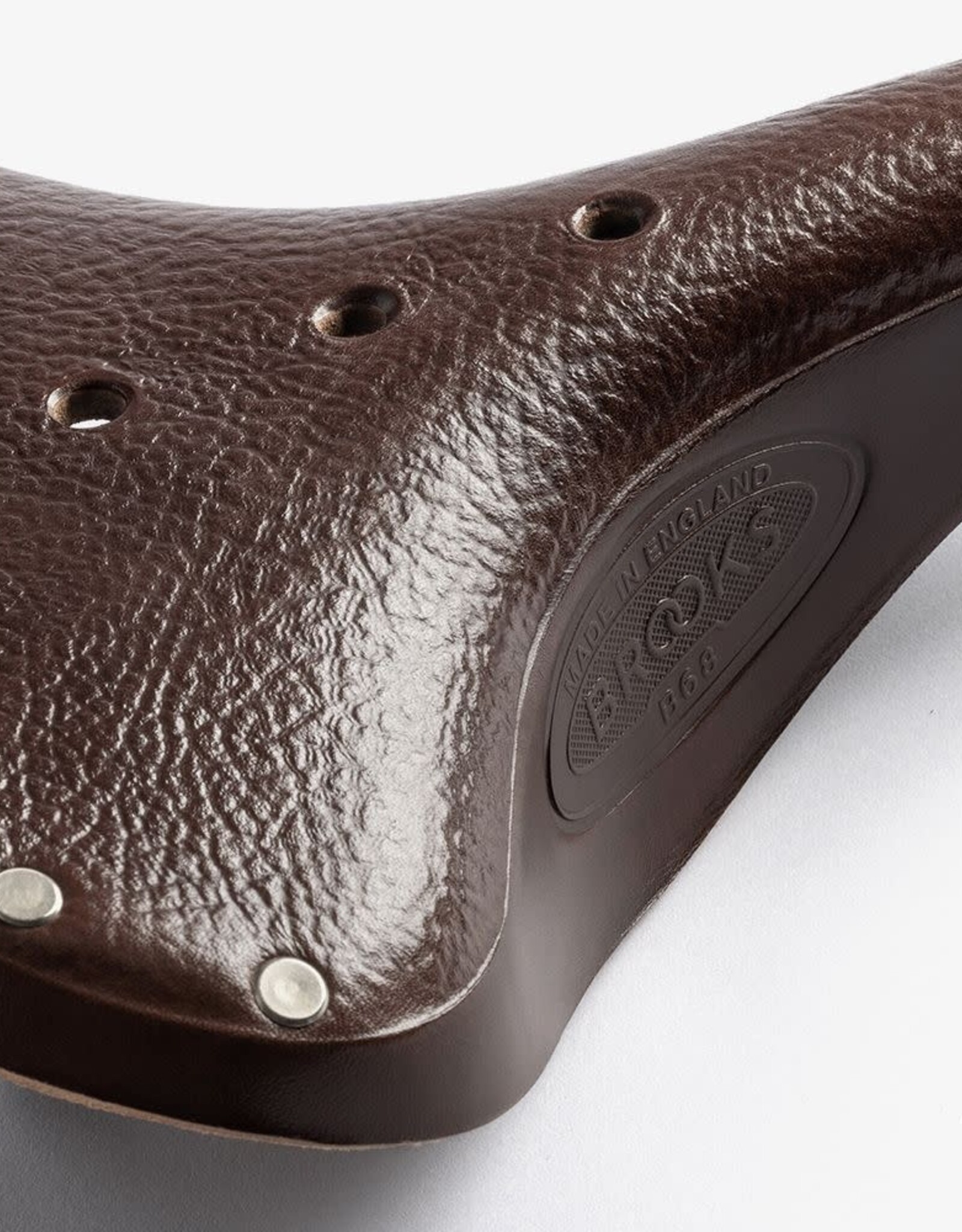 Brooks Brooks - B68 Classic Leather, 205mm, Black Rails, Brown Leather