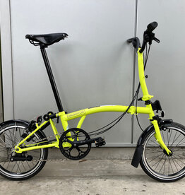 Brompton Brompton - Bike - C Line Explore 6 Spd, Yuzu Green, M Handlebar, Brooks B17 Classic Saddle (Black), Extended Seatpost, Brompton Ergonomic Grips