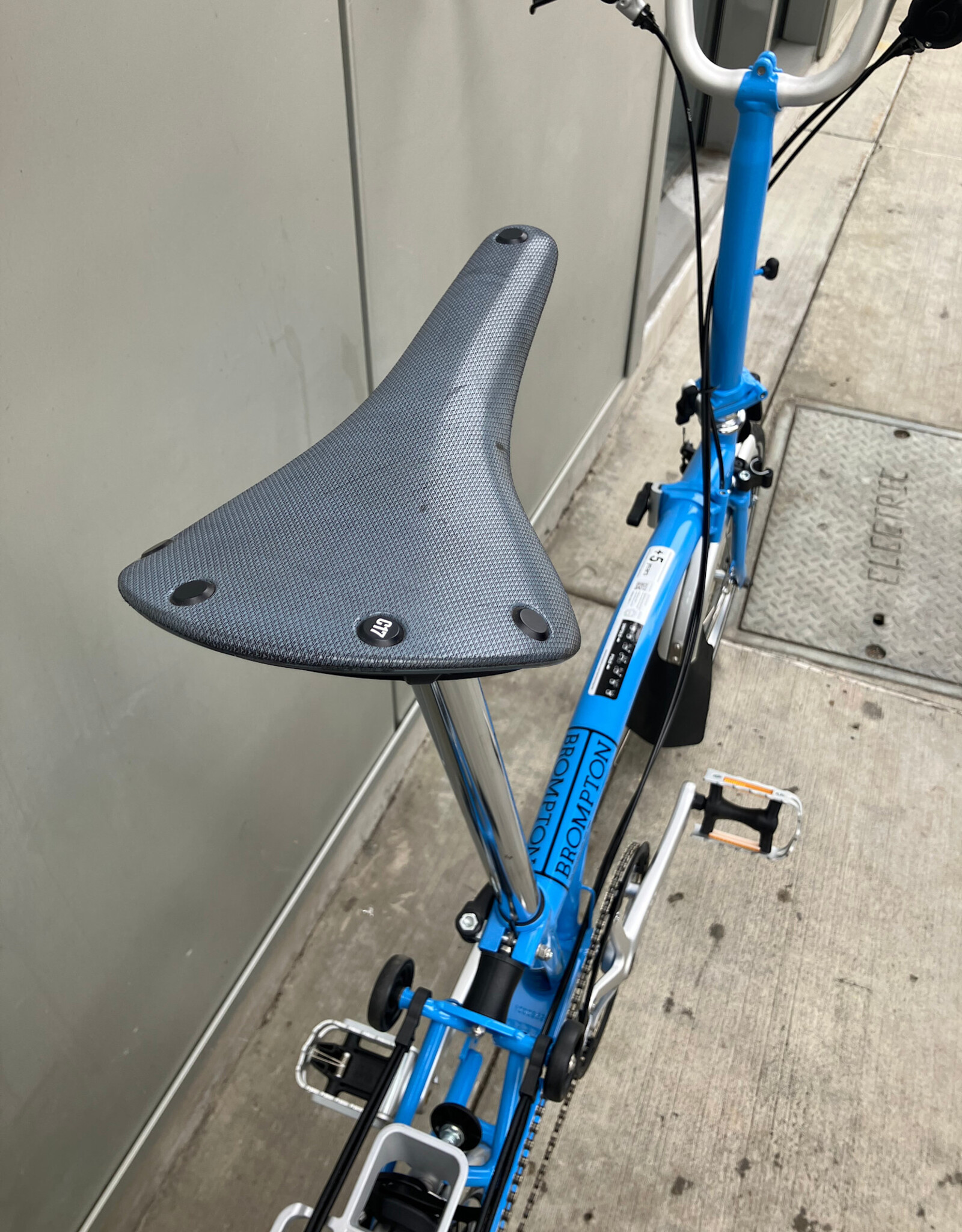 Brompton Brompton - Bike - C Line 3 Speed Archive Edition, Arctic Blue, M Handlebar, Rear Rack, Reflectors, Brooks Cambium C17, Ergon GE1 Evo Slim grips