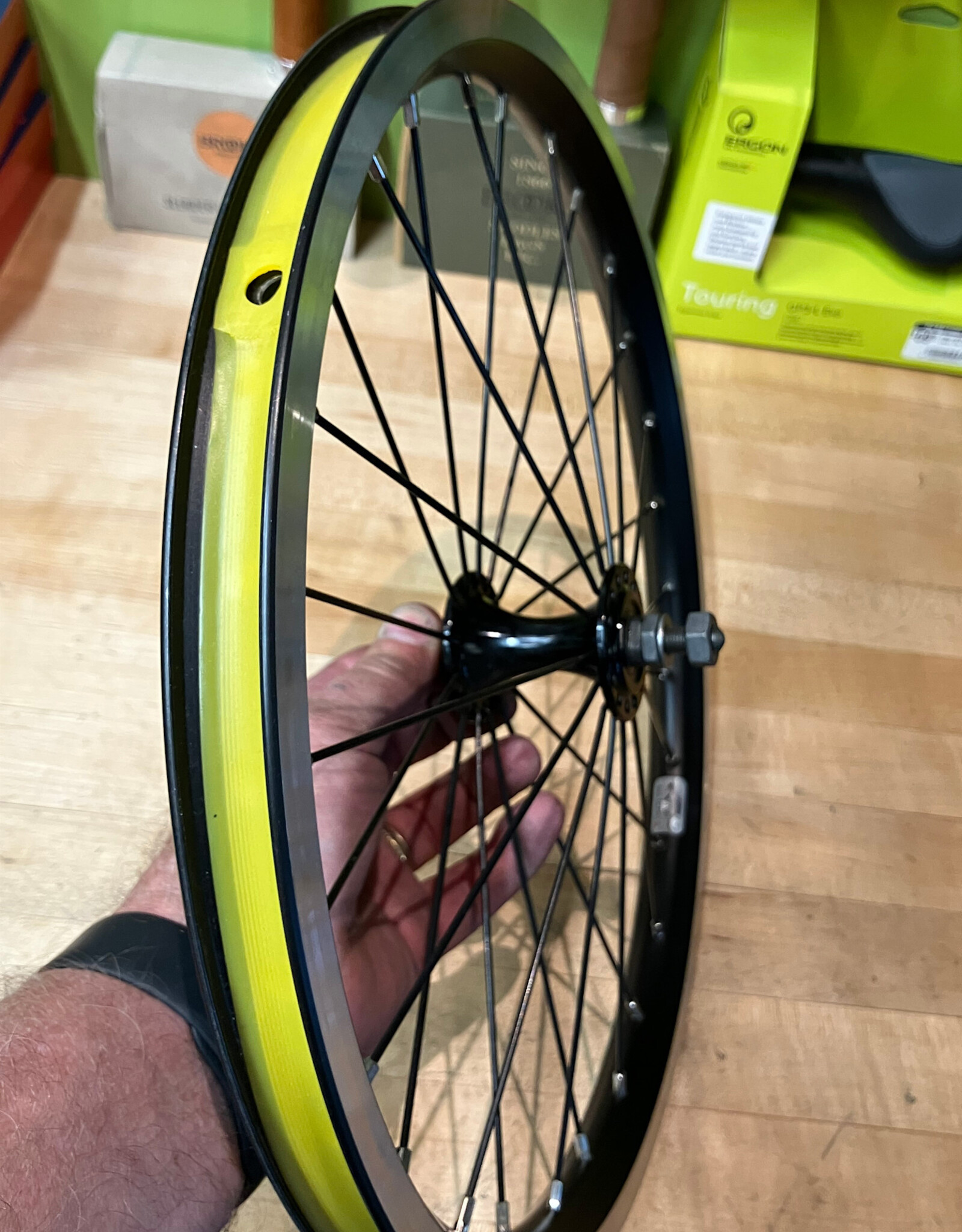 Brompton Brompton - Wheel - Front radial lacing includes standard fittings, Black