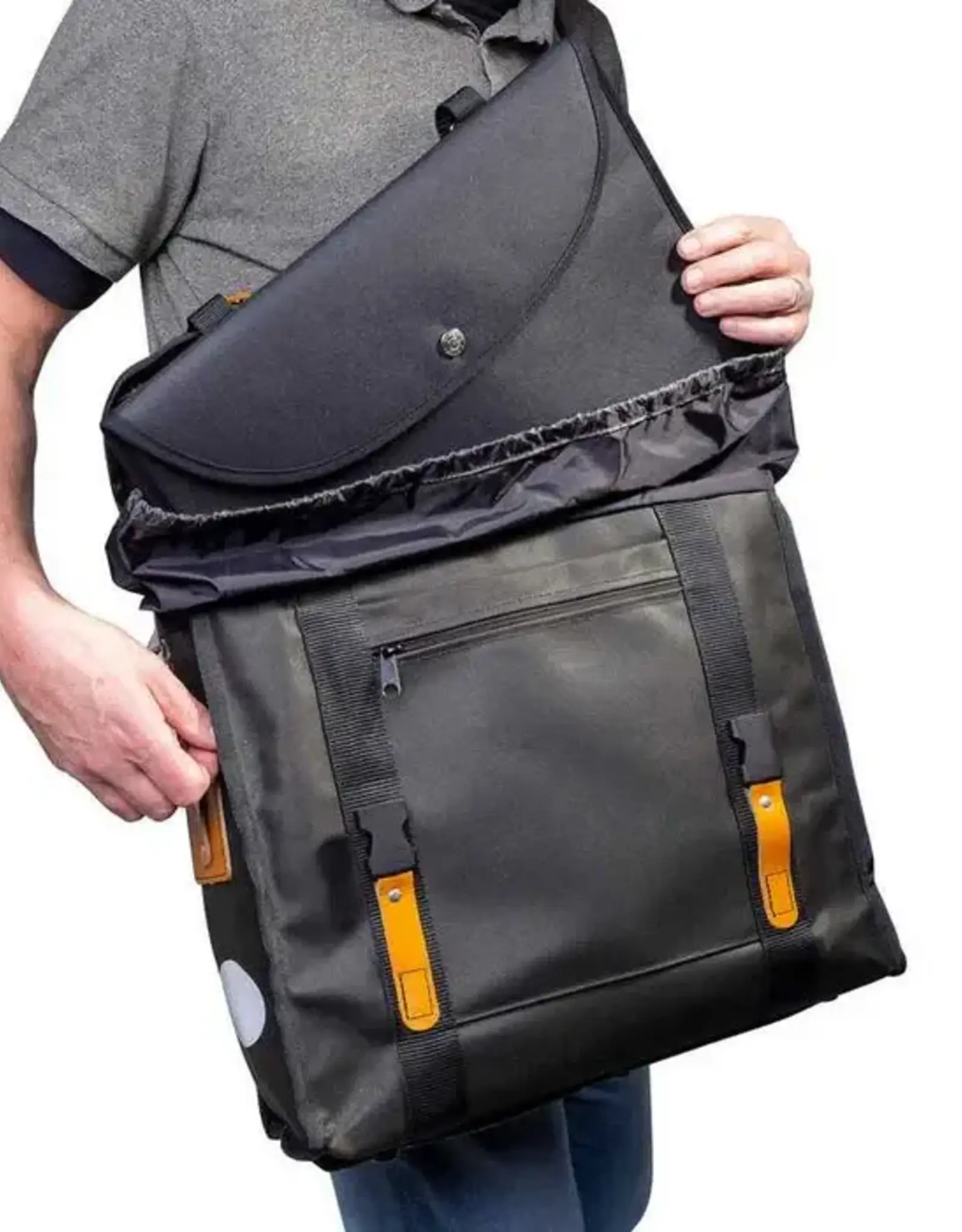 Carradice Carradice Bike Bureau Pannier (Single), 25L, Black, Left side