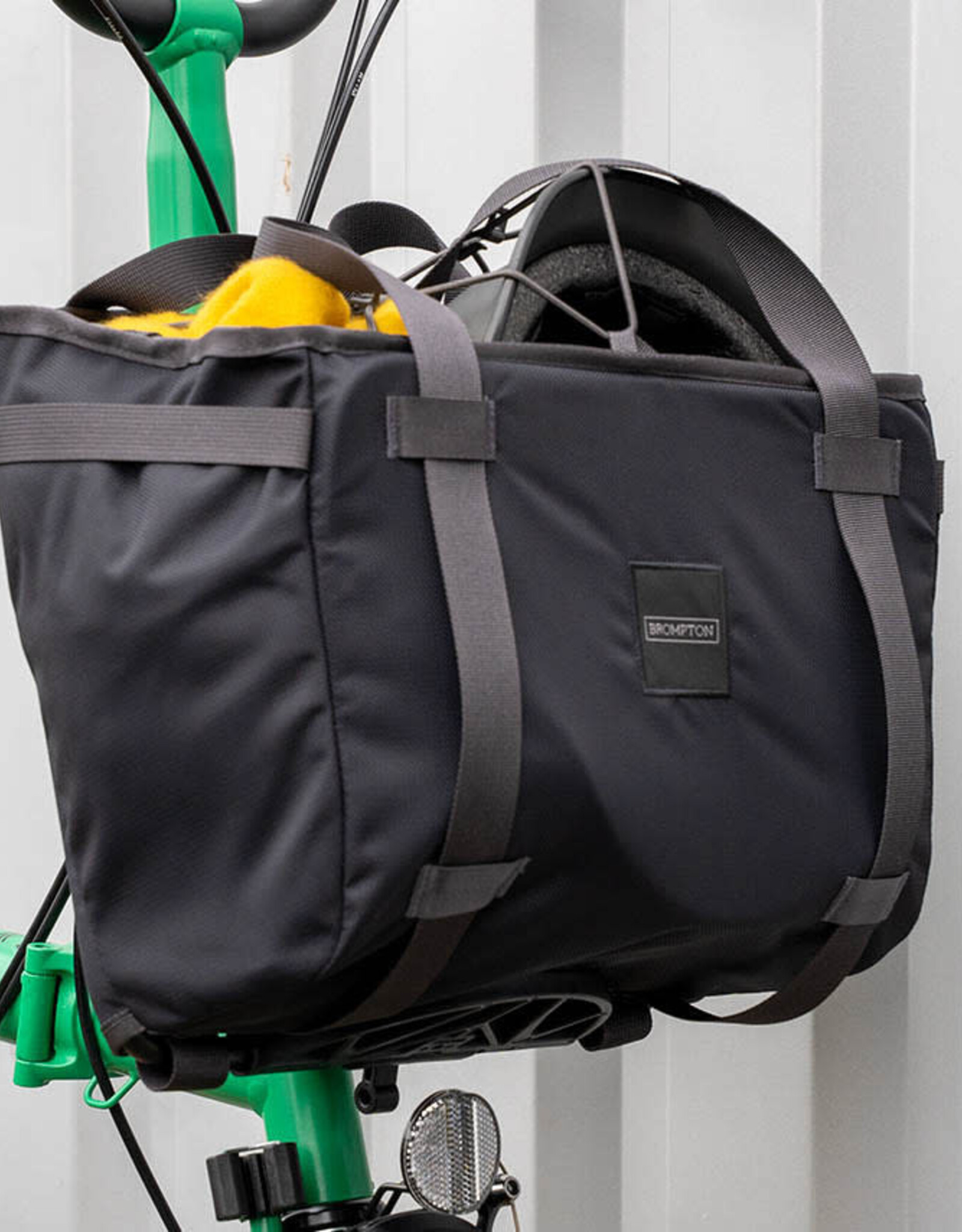 Brompton Brompton - Luggage - Basket Bag + frame, Small, Black