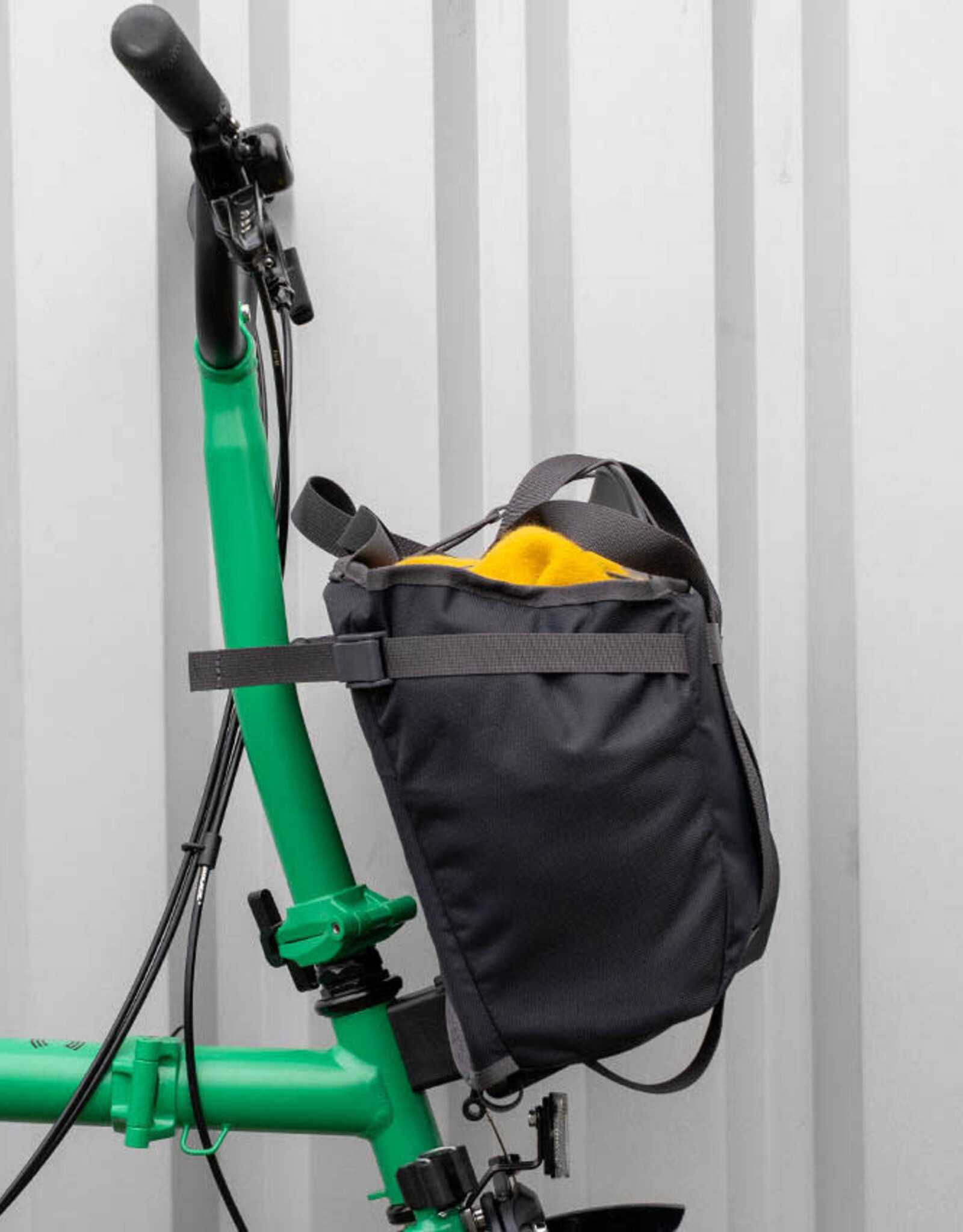 Brompton Brompton - Luggage - Basket Bag + frame, Small, Black