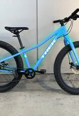 Trek Roscoe 24, 8-speed, Disc Brakes, Light Blue