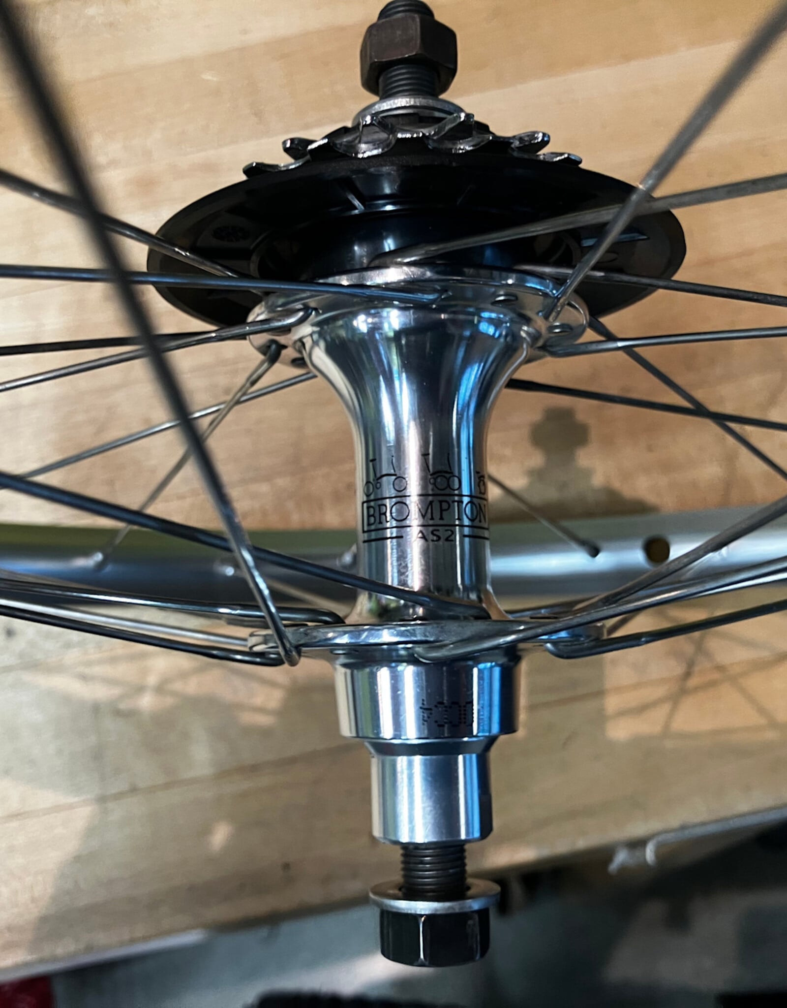 Brompton Brompton - Wheels - Rear Wheel Incl Fittings for 2-speed 12/16T cogs, Silver