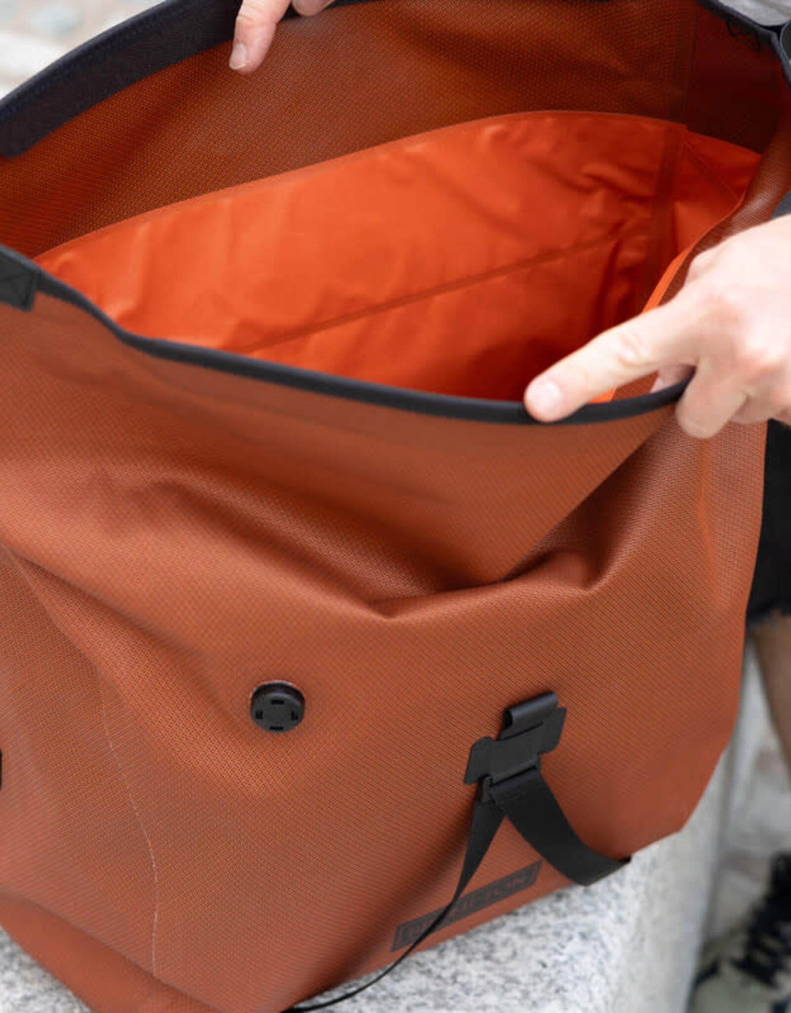 Brompton Brompton - Luggage - Waterproof Roll Top, Large 23L, Copper