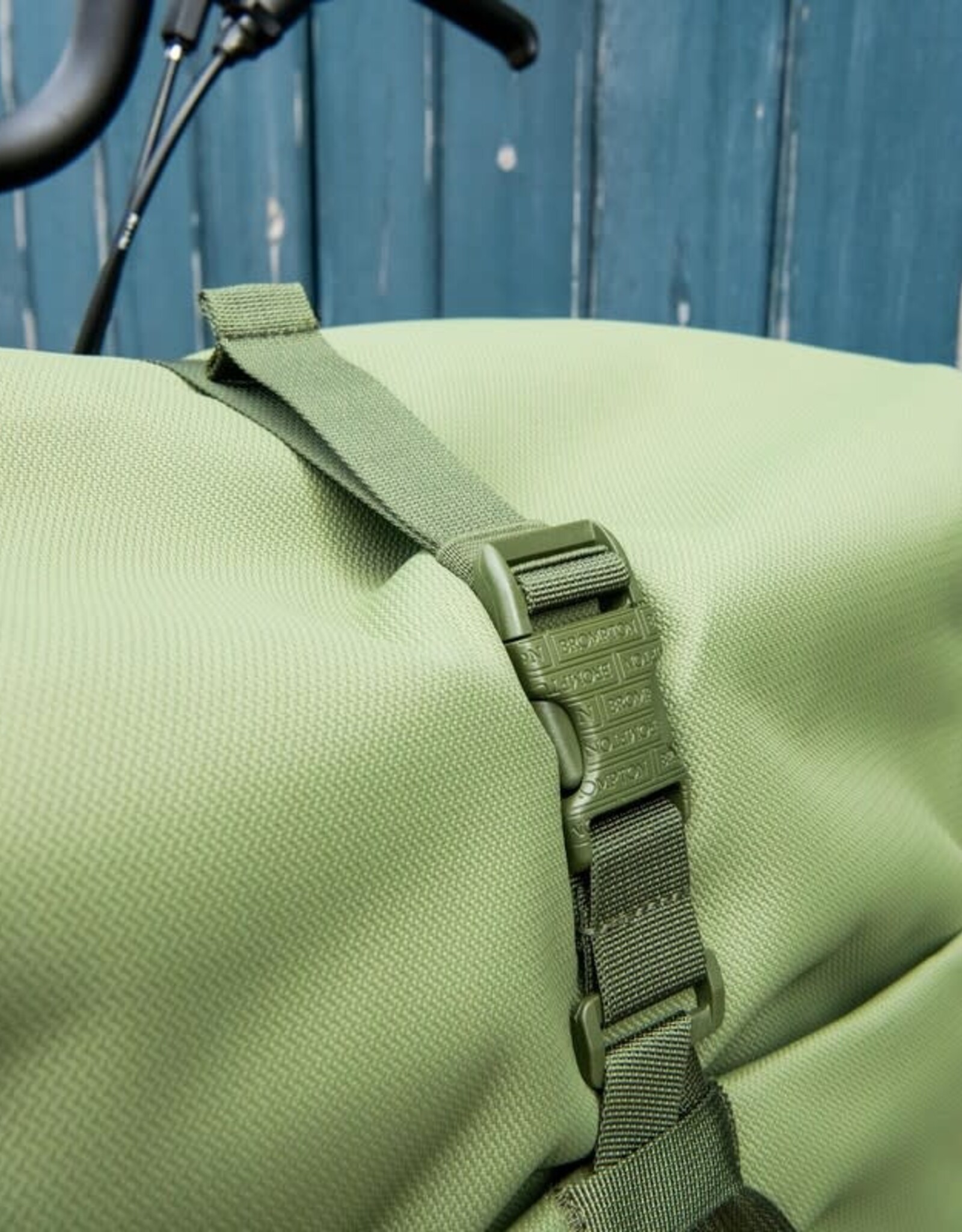 Brompton Brompton - Luggage - Rolltop Bag + Frame, Lrg, Olive Green
