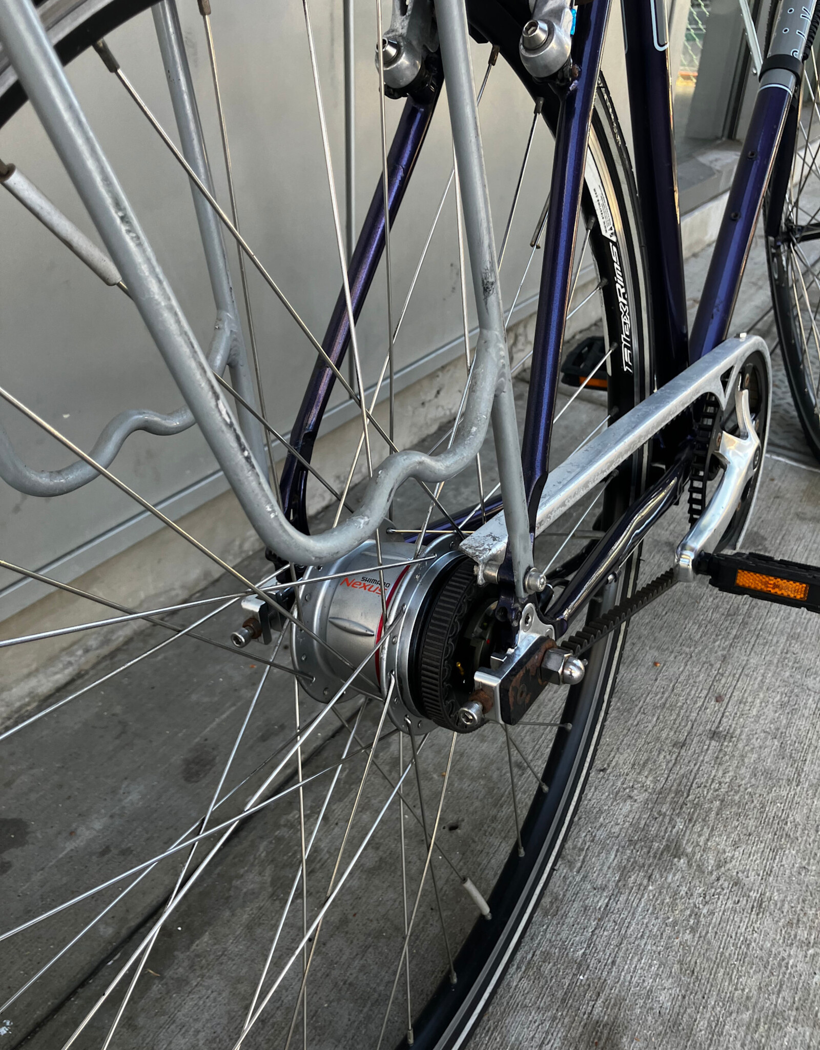Civia Kingfield, 58cm, Nexus 8S belt drive, Purple
