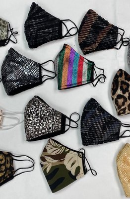 Holiday Designs Face-Masks