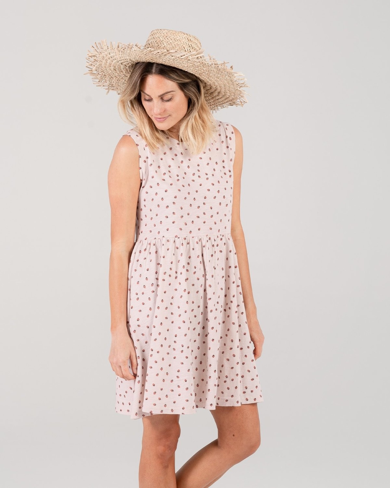 Strawberry Layla Dress Women's - Pebble