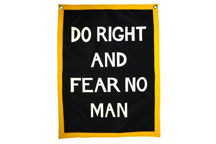 Oxford Pennant Do Right And Fear No Man Camp Flag