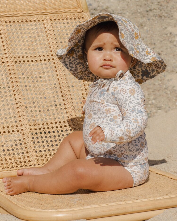 Rylee + Cru Inc. MARYN RASHGUARD SET || GARDENIA